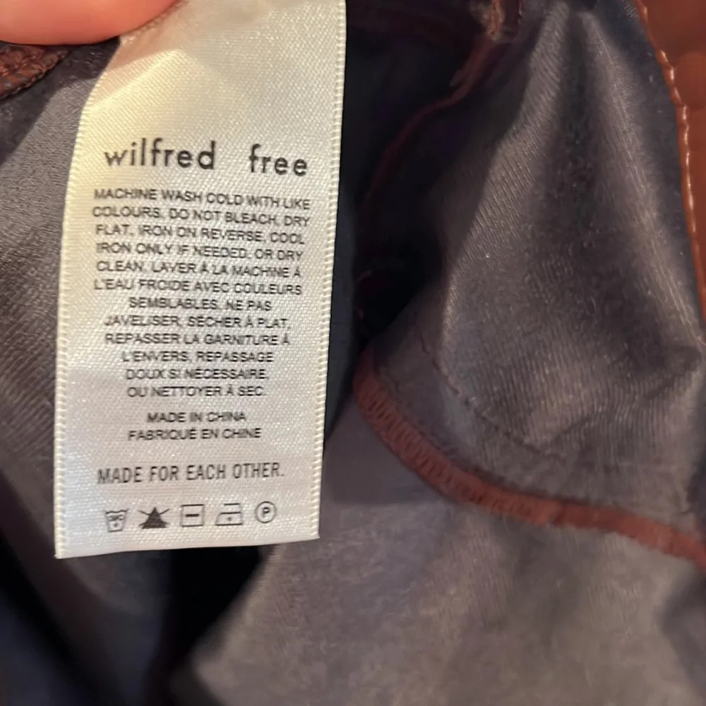 Aritzia Leather Pants - Picture 6 of 6